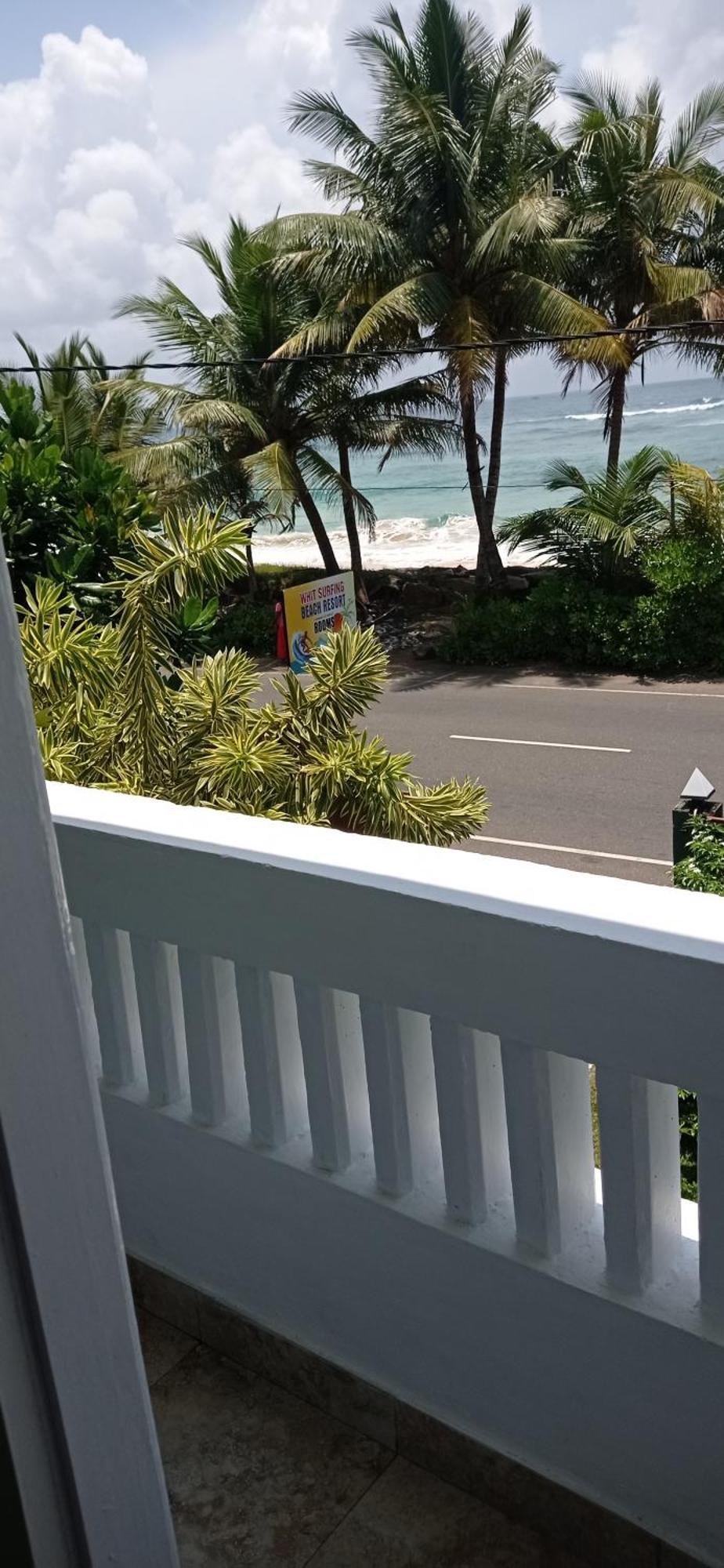 White Surfing Beach Resort Unawatuna Exterior foto